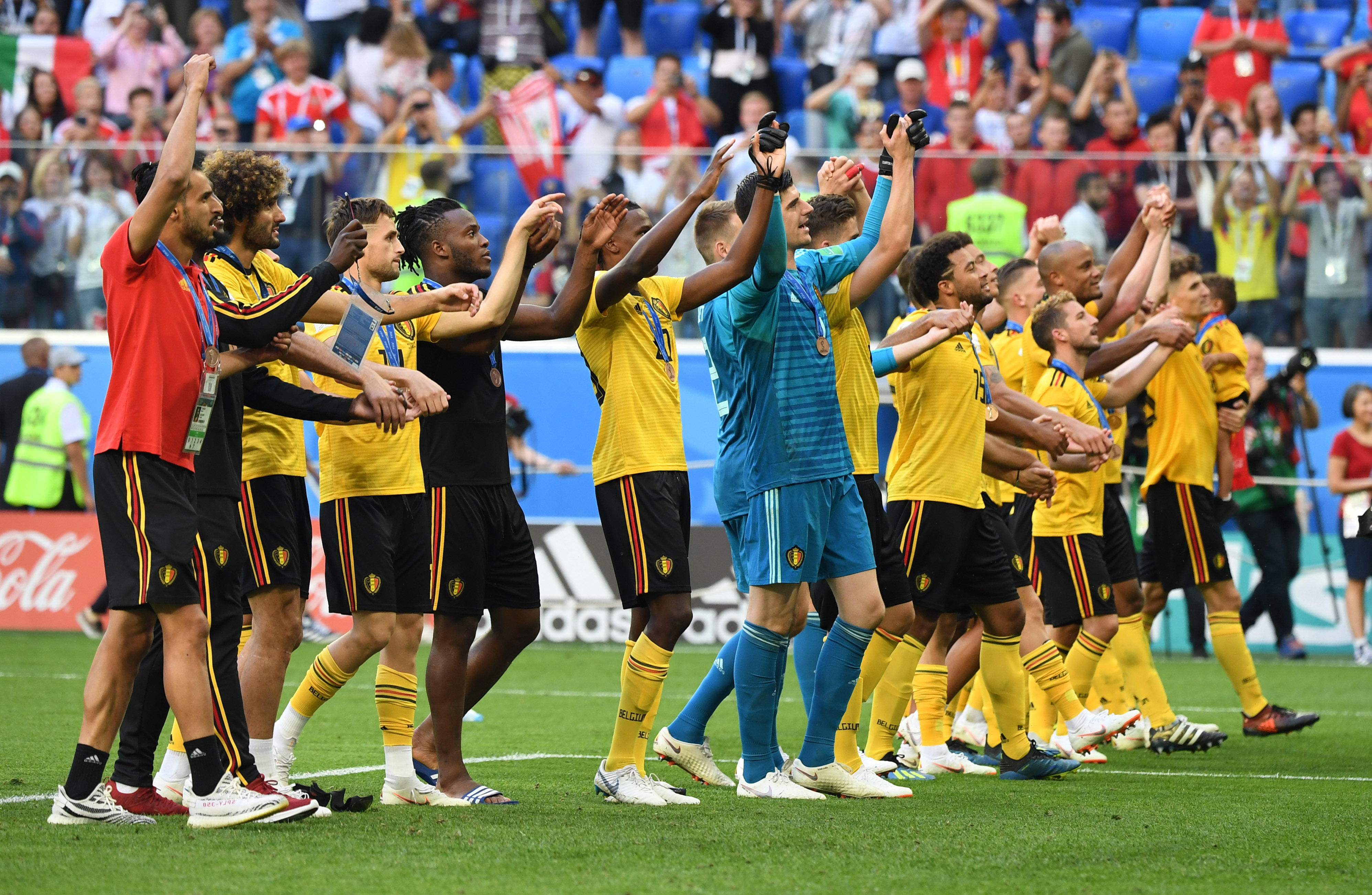 让他在很多 让他在很多