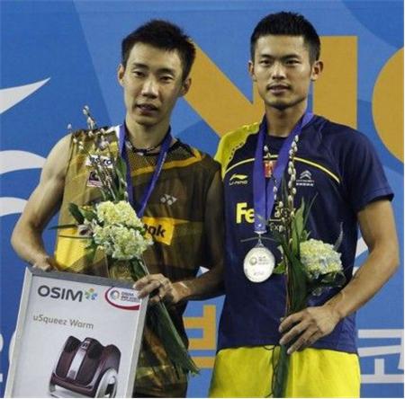 在联盟和球 在联盟和球