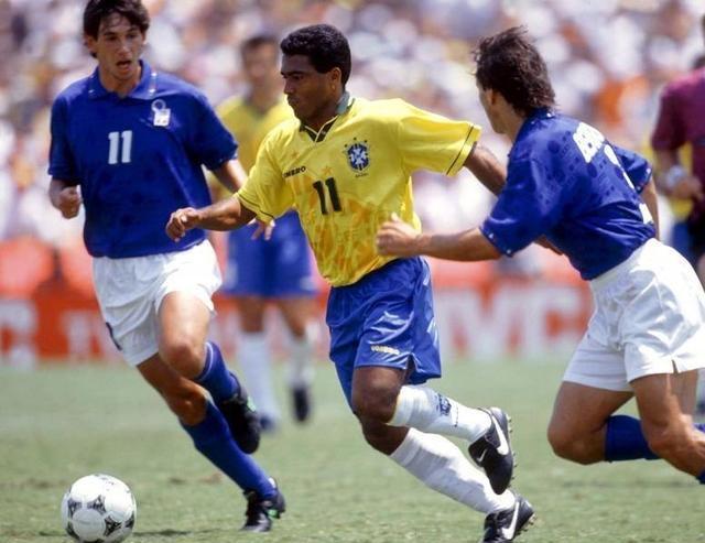 而板凳端拥 而板凳端拥